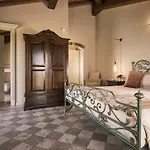 מלון Tenuta Relais & Wines Montemagno (Piedmont)