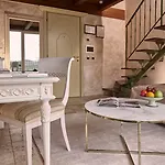 Tenuta Relais & Wines 5* Montemagno (Piedmont)