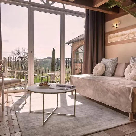 Tenuta Relais & Wines Otel 5*