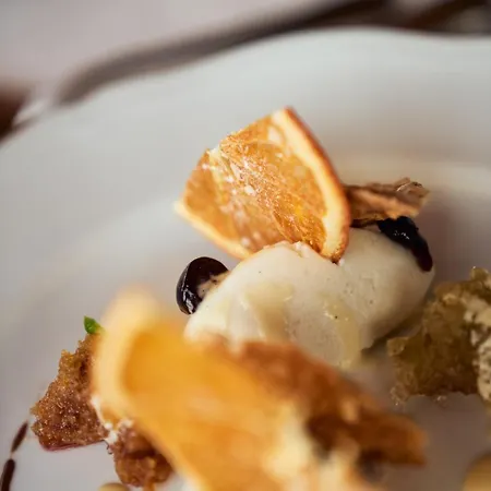 Tenuta Relais & Wines 5*