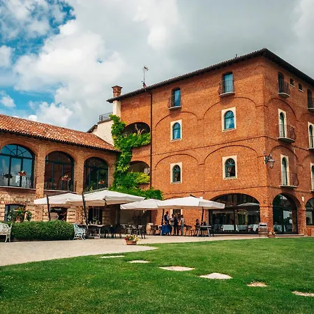 Tenuta Relais & Wines Montemagno (Piedmont)