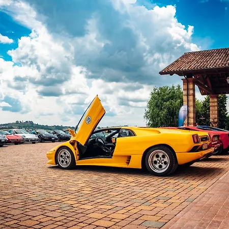 Tenuta Relais & Wines 5* Montemagno (Piedmont)