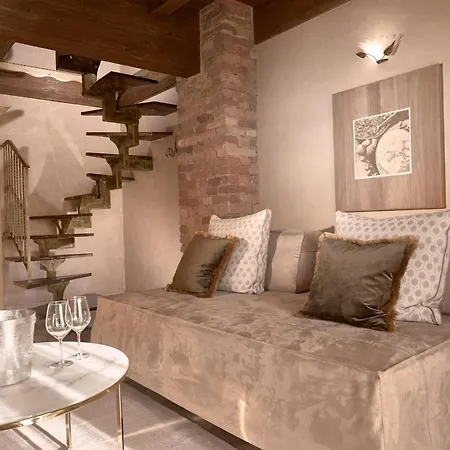 Tenuta Relais & Wines Otel 5*