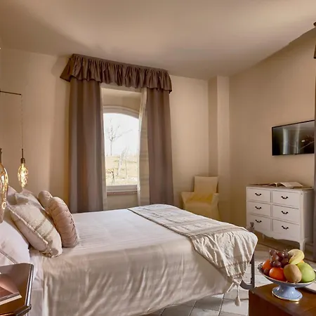 Tenuta Relais & Wines 5* Montemagno (Piedmont)