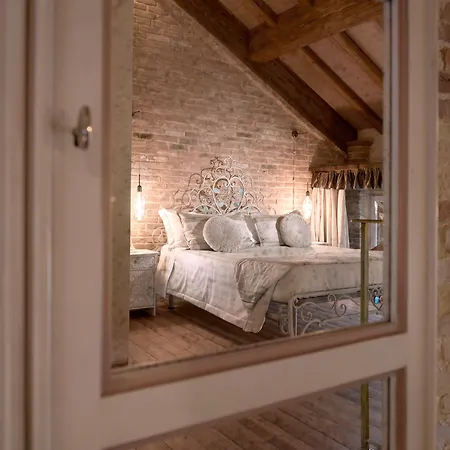 Tenuta Relais & Wines 5* Montemagno (Piedmont)