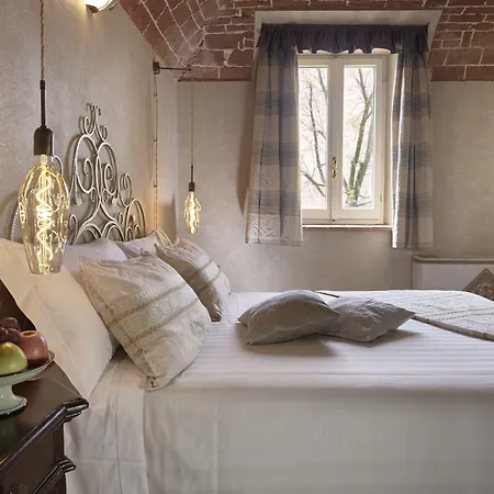 Tenuta Relais & Wines 5*