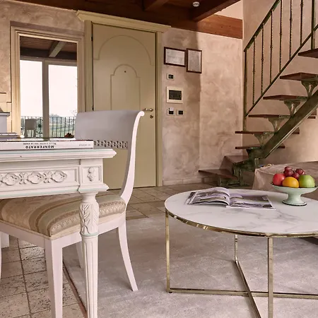 Tenuta Relais & Wines 5* Montemagno (Piedmont)