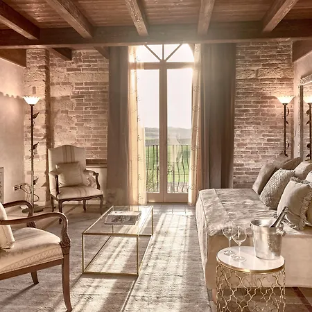 Tenuta Relais & Wines Отель Montemagno (Piedmont)