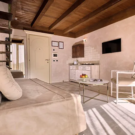 Tenuta Relais & Wines 5*