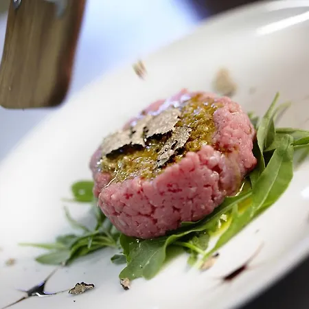 Tenuta Relais & Wines Otel Montemagno (Piedmont)