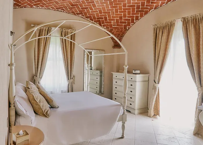 Tenuta Relais & Wines
